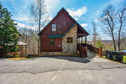 1826 Elk Springs Way, Gatlinburg, TN, 37738-5588 | Card Image