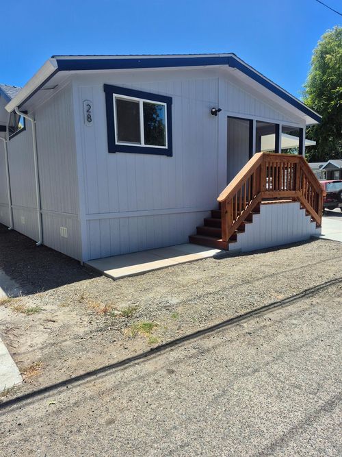 28 Donna Drive, Santa Rosa, CA, 95403 | Card Image