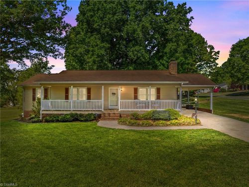 116 Raper Cir, Lexington, NC, 27295-5821 | Card Image