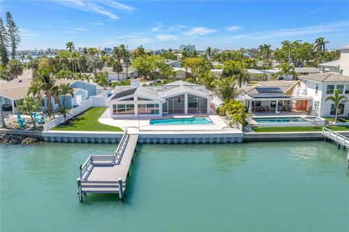 6984 S Shore Drive S, ST PETERSBURG, FL, 33707 | Card Image