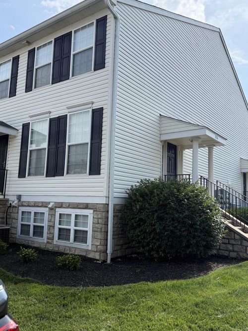 326 Shadbush Dr, Blacklick, OH, 43004-8440 | Card Image