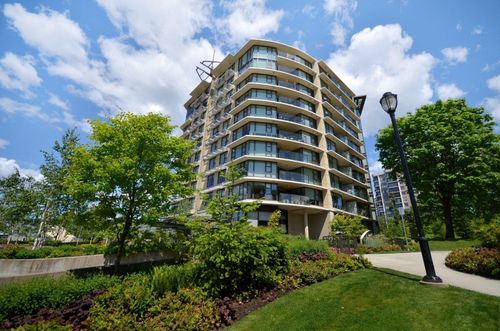 802-683 W Victoria Park Ave, North Vancouver, BC, V7M0A2 | Card Image