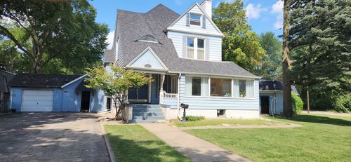 902 W 3rd St, Sterling, IL, 61081-3204 | Card Image