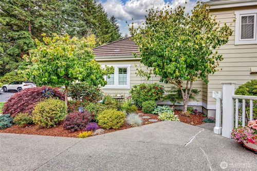 b-71 N Chandler Ct, Port Ludlow, WA, 98365-9537 | Card Image