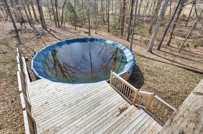 Pool area | Image 68