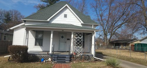 410 W Elm St, Hoopeston, IL, 60942-1741 | Card Image