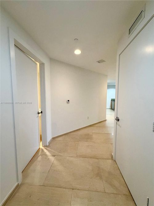 2420-1050 Brickell Ave, Miami, FL, 33131-3910 | Card Image