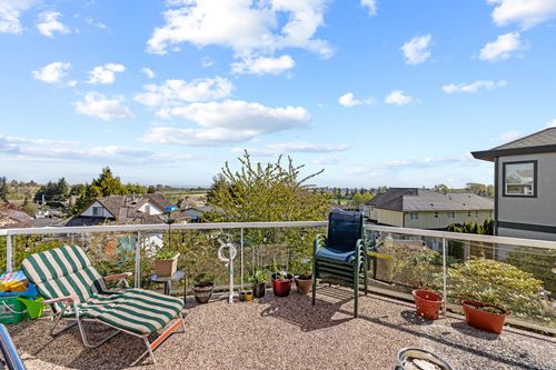 307 Rosehill Wynd, Delta, BC, V4M3L8 | Card Image