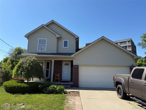 42575 Walnut St, Clinton Township, MI, 48036-3171 | Card Image
