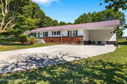 806 Bennett St, Sweetwater, TN, 37874-1607 | Card Image