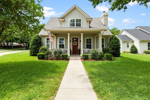 106 Dove Meadow Ln, Glen Rose, TX, 76043-1166 | Card Image