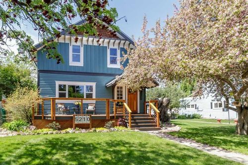 5210 53 Street, Lacombe, AB, T4L1J7 | Card Image