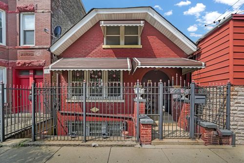 2238 S California Ave, Chicago, IL, 60608-3544 | Card Image