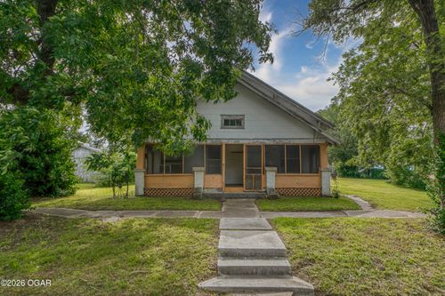 208 S 2nd St, Jasper, MO, 64755-1027 | Card Image
