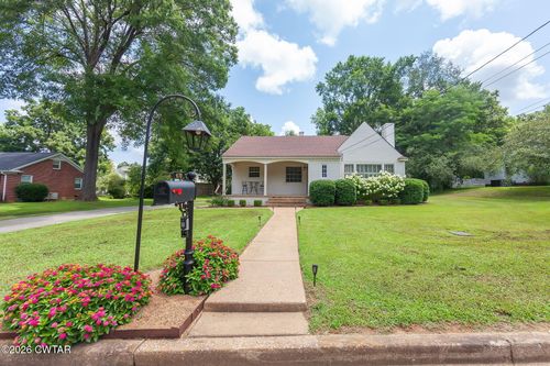 470 North Ave, Henderson, TN, 38340-1820 | Card Image