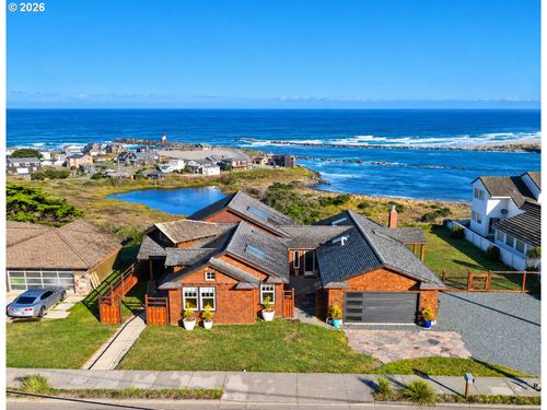 880 Ocean Dr, Bandon, OR, 97411 | Card Image
