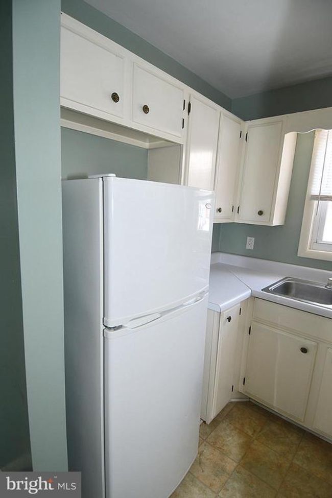 APT-101 - 168 N Washington St, Condo with 1 bedrooms, 1 bathrooms and null parking in BERKELEY SPRINGS WV | Image 4