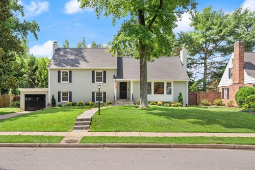 927 Priscilla Ln, ALEXANDRIA, VA, 22308-2644 | Card Image