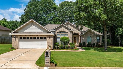 114 Charleston Ln, Little Rock, AR, 72223-4618 | Card Image