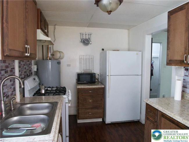 266 E Walnut St, Condo with 13 bedrooms, 6 bathrooms and 8 parking in Allentown PA | Image 4