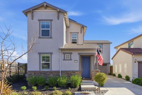 1325 Hernandez Way, Gilroy, CA, 95020-2725 | Card Image