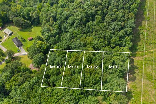 3033 Indian Trl Ne, Dalton, GA, 30721 | Card Image