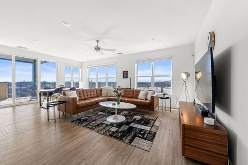 apt-2410-4801 Springdale Rd, Austin, TX, 78723-6176 | Card Image