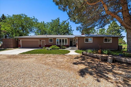 3175 1st Ln E, Parma, ID, 83660-6154 | Card Image