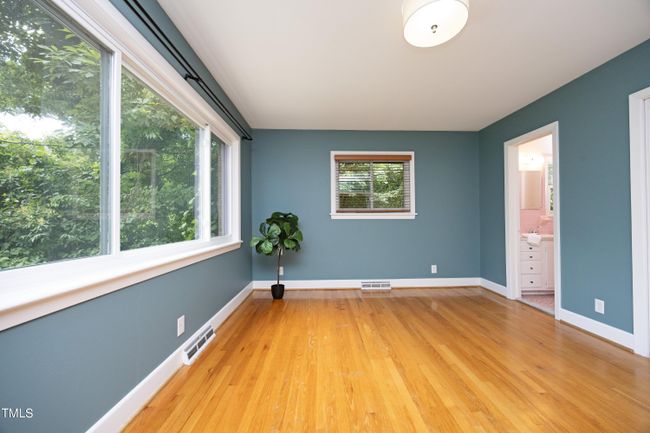Secondary Bedroom | Image 25