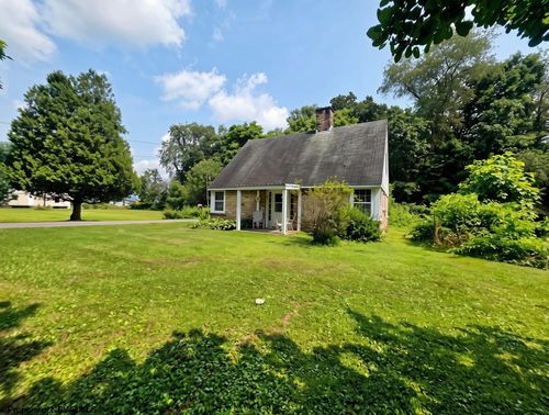 79 Y Rd, Arthurdale, WV, 26520 | Card Image