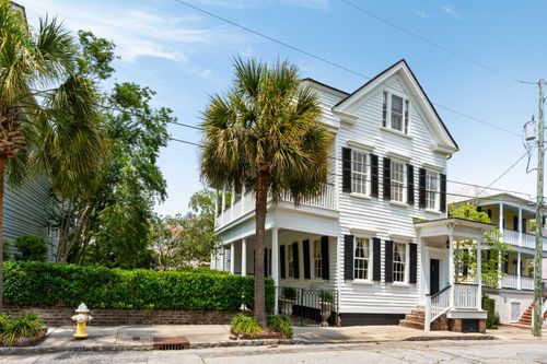 16 Trumbo St, Charleston, SC, 29401-1915 | Card Image