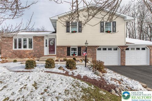 1222 Debby Ct, Danielsville, PA, 18038-9795 | Card Image