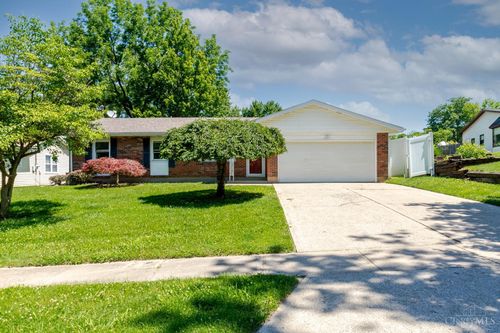 2374 Trinity Dr, Middletown, OH, 45044-8824 | Card Image