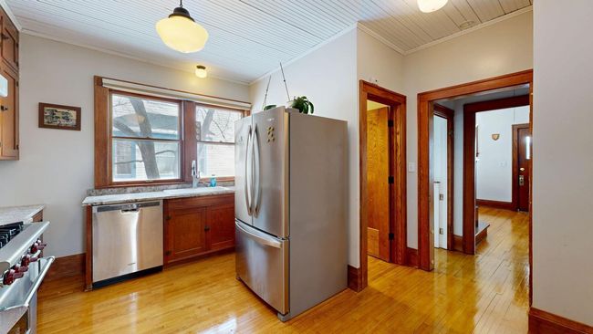 Kitchen | Image 10