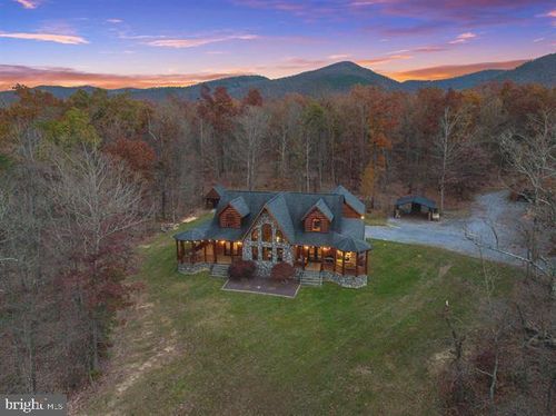 4851 Arrowpoint Drive, ELKTON, VA, 22827 | Card Image