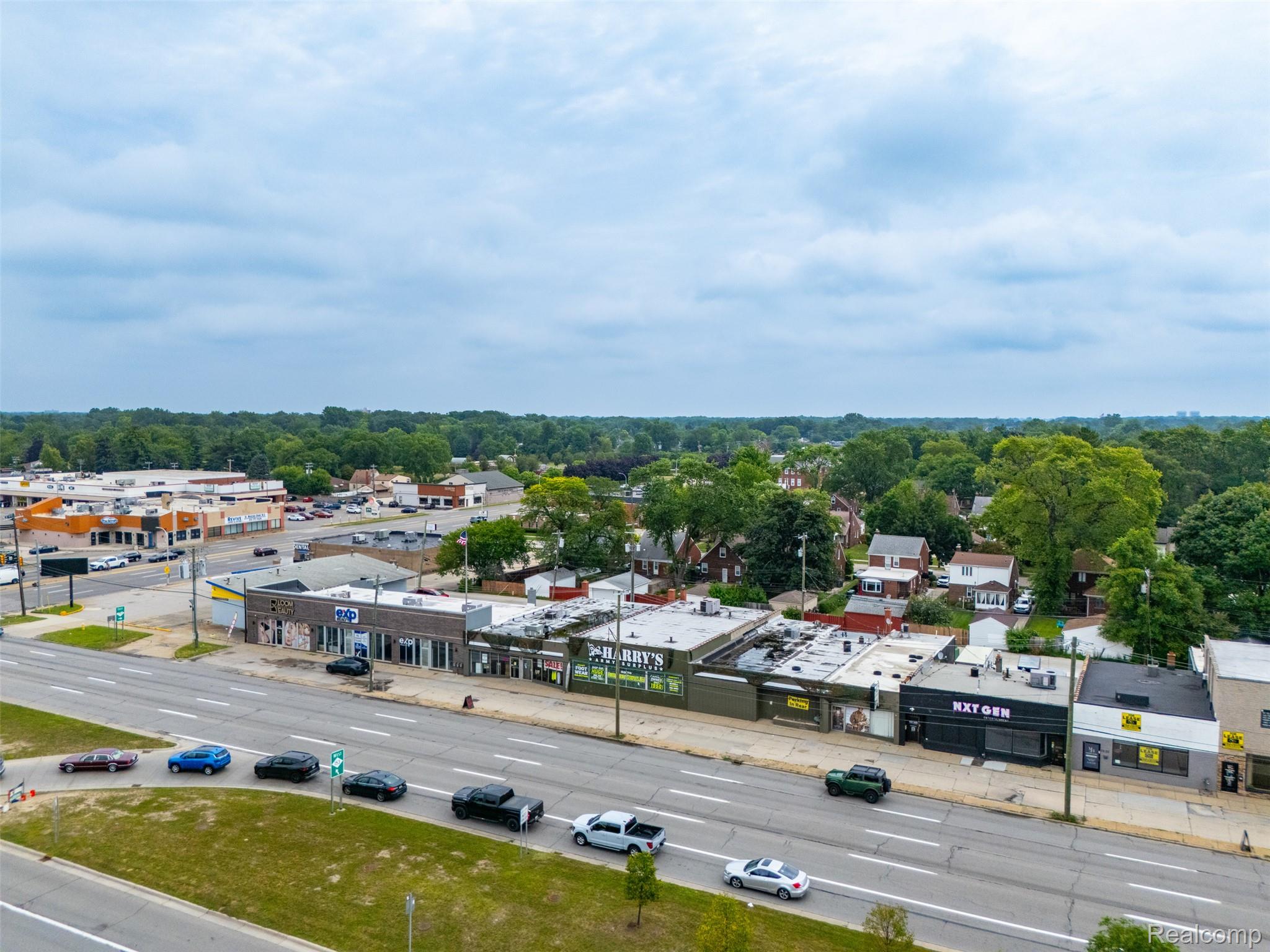 Commercial Lease in Dearborn 4
