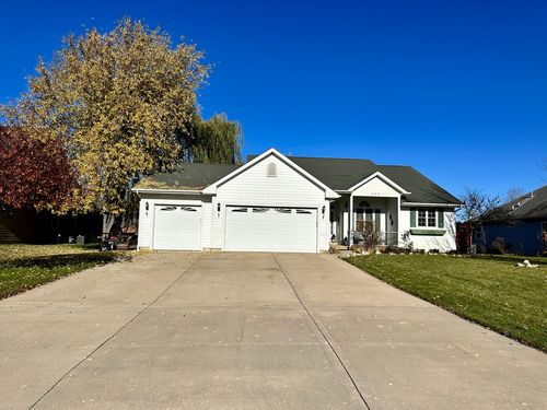614 Fowler St, Millington, IL, 60537-1037 | Card Image
