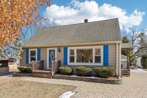 W187S6736 Agate Dr, Muskego, WI, 53150-9647 | Card Image