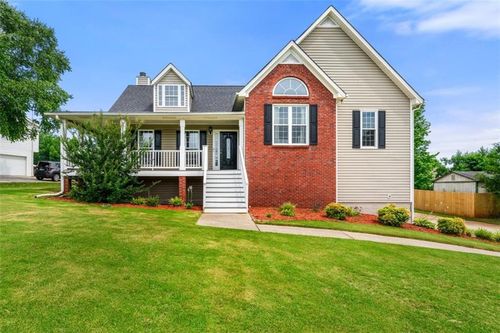 71 Barrington Dr, Hiram, GA, 30141-2981 | Card Image