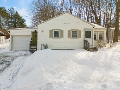 9 Malta Street, Augusta, ME, 04330 | Card Image