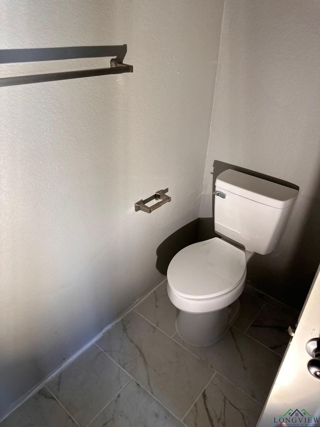 215 Draw St, House other with 4 bedrooms, 2 bathrooms and null parking in Marshall TX | Image 12