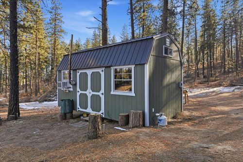 5511 W Glen Grove Staley Rd, Deer Park, WA, 99006-9440 | Card Image