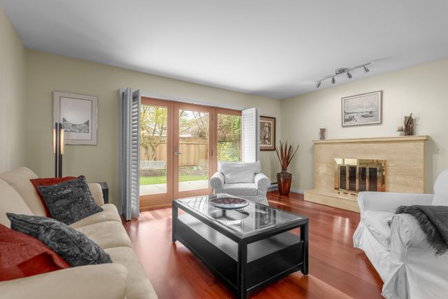 5488 Hummingbird Drive, House other with 4 bedrooms, 2 bathrooms and 4 parking in Richmond BC | Image 3