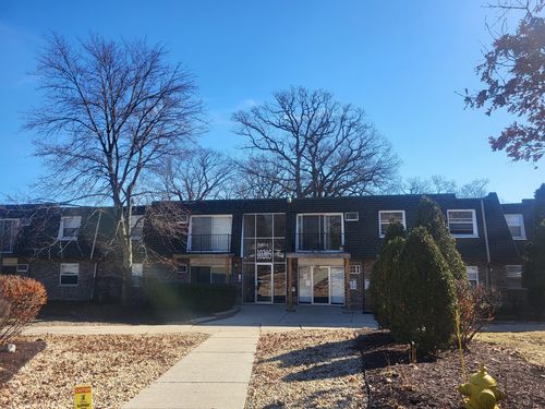 3-310-10205 S 86th Ter, Palos Hills, IL, 60465-1331 | Card Image