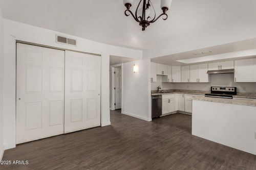 4734 W Rose Ln, Glendale, AZ, 85301-4713 | Card Image