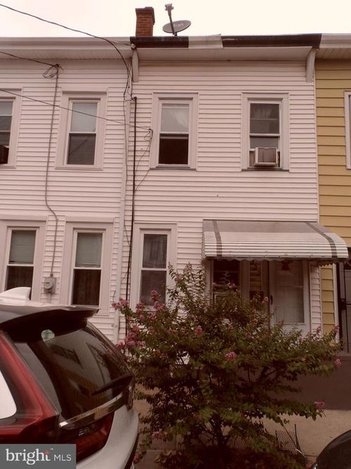222 Ashmore Ave, Trenton, NJ, 08611-1140 | Card Image