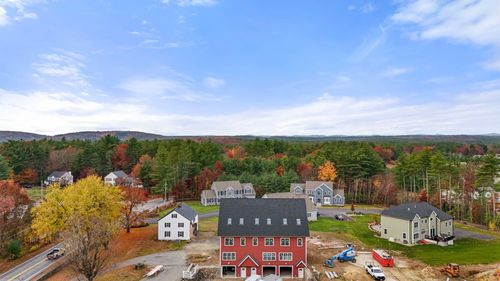 67 Groton Rd, Nashua, NH, 03062-1016 | Card Image