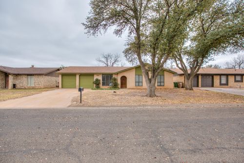 3829 Sandstone Rd, San Angelo, TX, 76904-5740 | Card Image