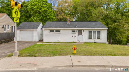 322 Pearl Lake Rd, Waterbury, CT, 06706-2528 | Card Image