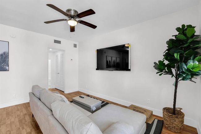 2 - 320 Inlet Way, Condo with 1 bedrooms, 1 bathrooms and null parking in Palm Beach Shores FL | Image 18